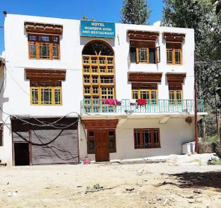 Hotel Border View Kargil Extérieur photo