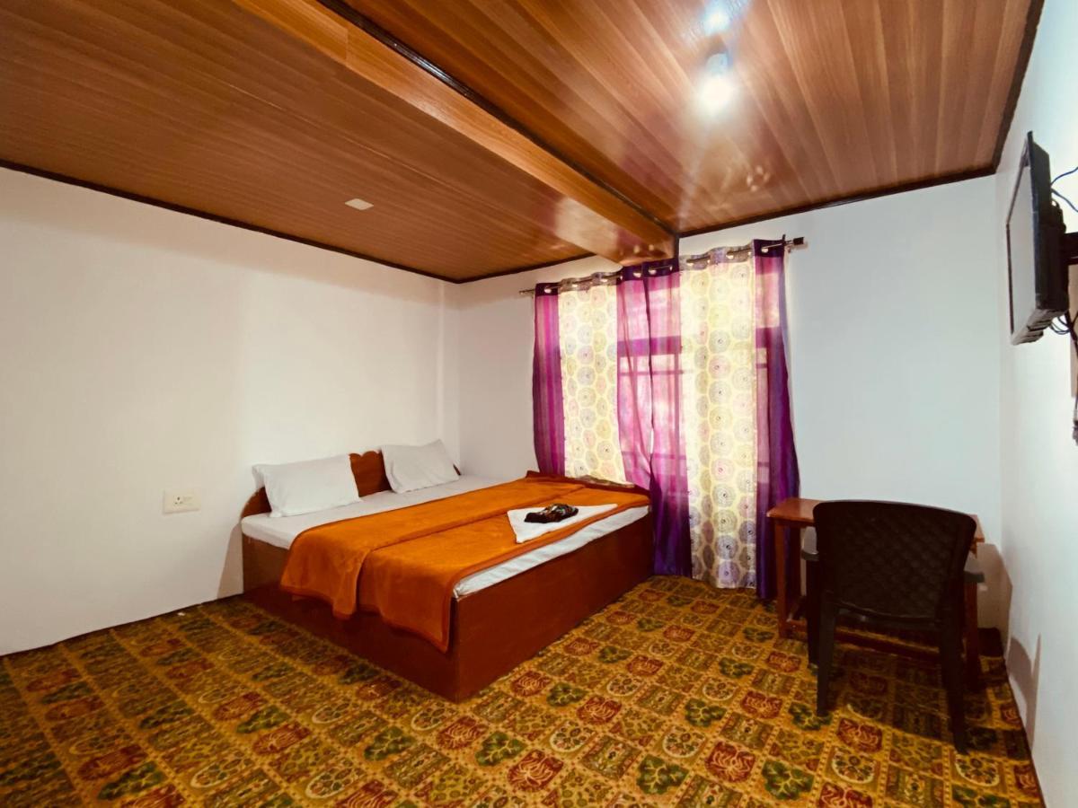 Hotel Border View Kargil Extérieur photo
