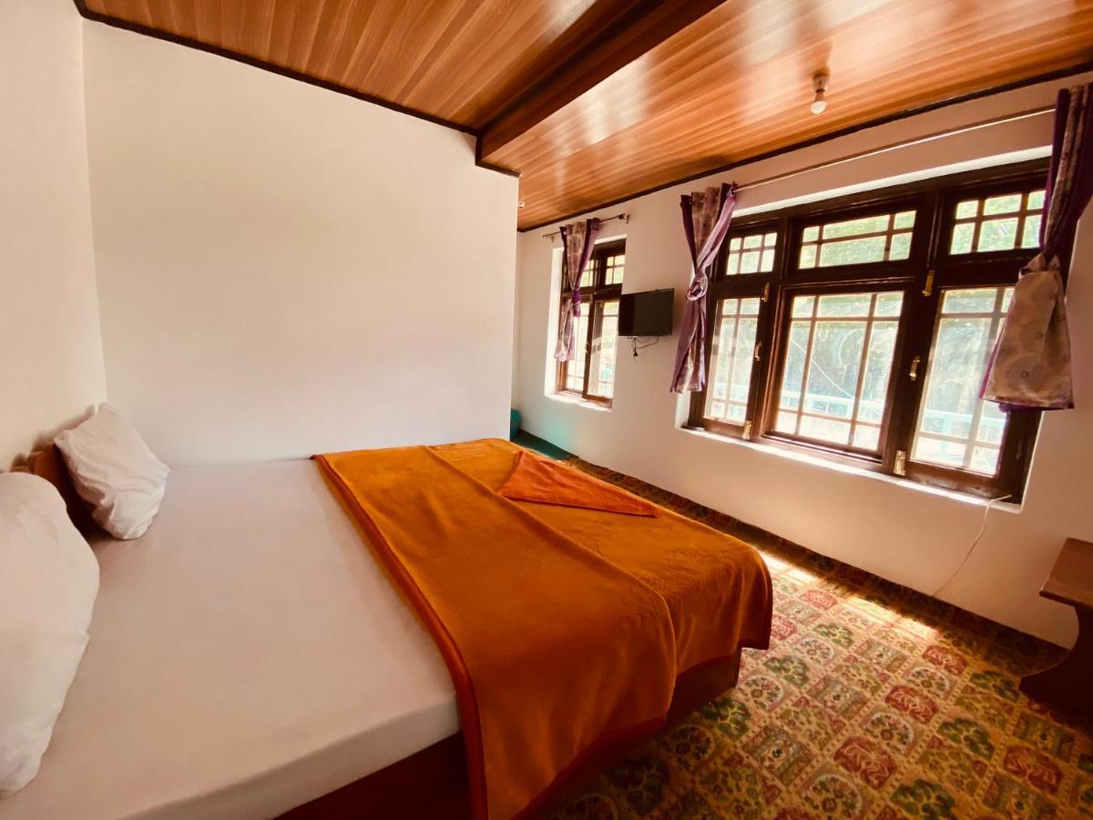 Hotel Border View Kargil Extérieur photo